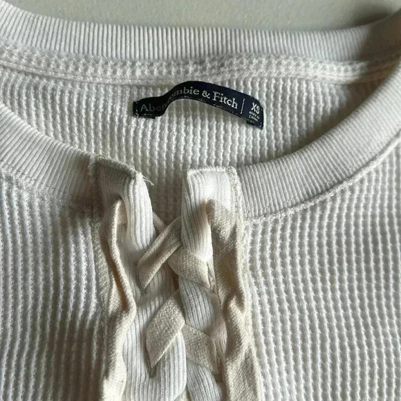 Abercrombie and fitch - Picture 2 of 3